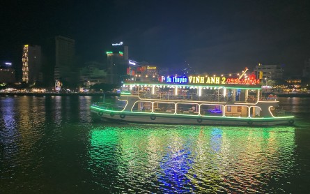Du thuyền Đà Nẵng có bán quà lưu niệm không?