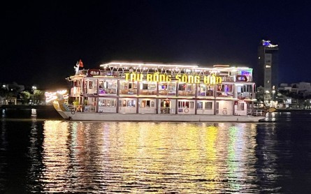 Bảng giá vé tour du thuyền sông Hàn – Đặt vé ăn tối ngắm Thành phố Đà Nẵng về đêm