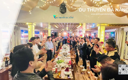 Top du thuyền sông Hàn phục vụ ăn tối ngon ở Đà Nẵng (có bảng giá & trải nghiệm thật)