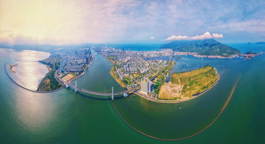 Toàn cảnh sông Hàn Đà Nẵng được nhìn từ trên cao